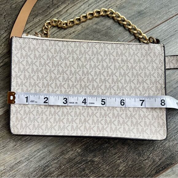 Michael Kors Mini Belt Bag Wristlet Purse Medium Cream Grey Tan Vegan Leather - Picture 4 of 12